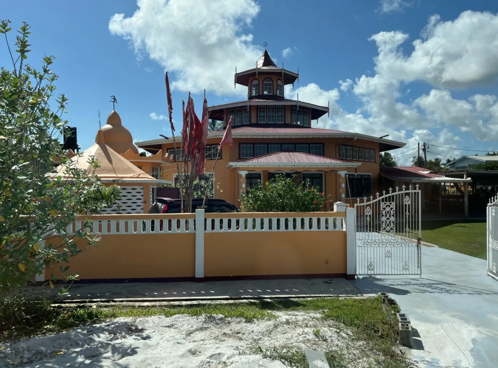 Hindu temple at Ogle
